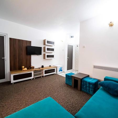 Danube Home Ostrovu Corbului Eksteriør billede