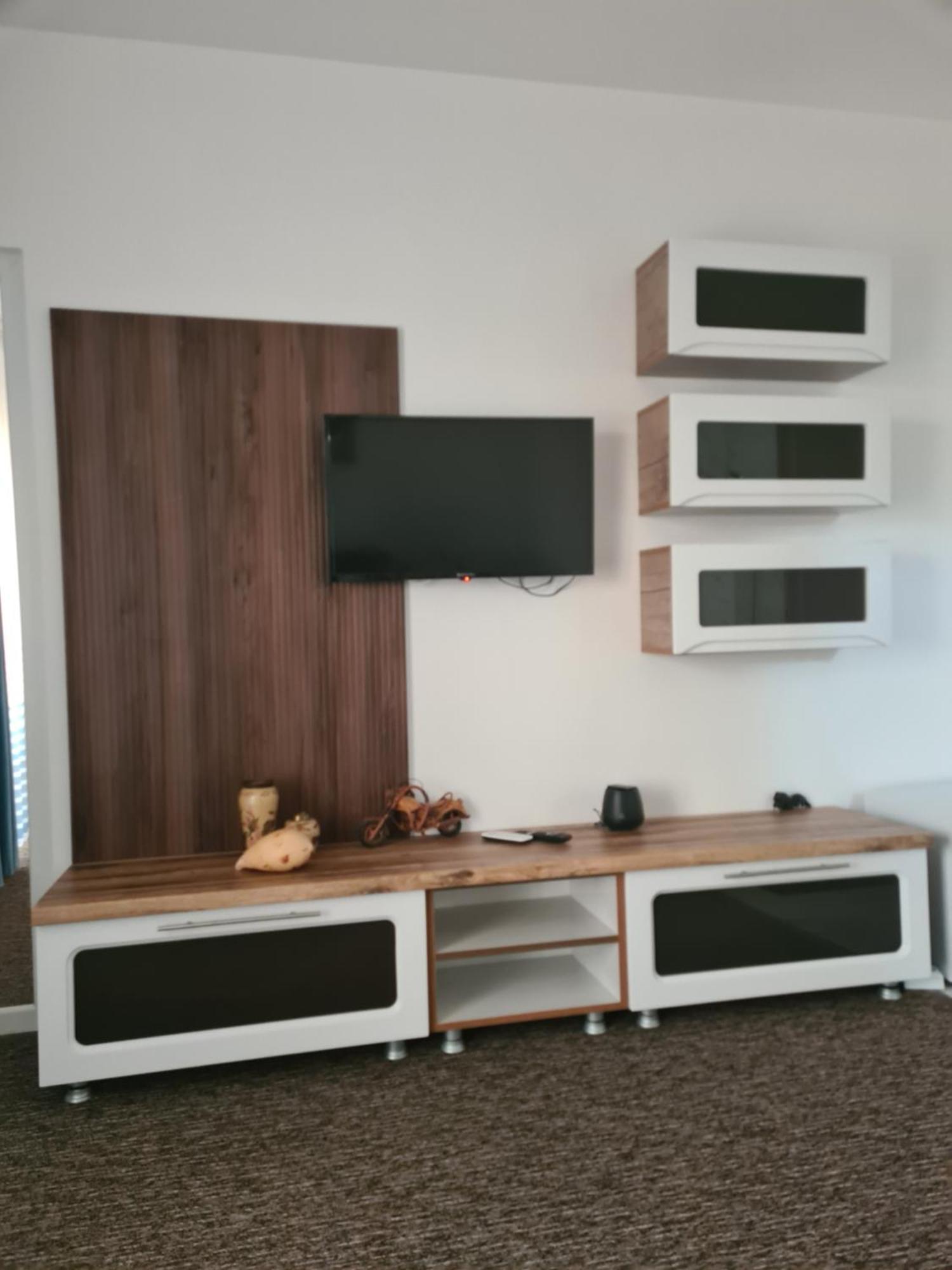 Danube Home Ostrovu Corbului Eksteriør billede